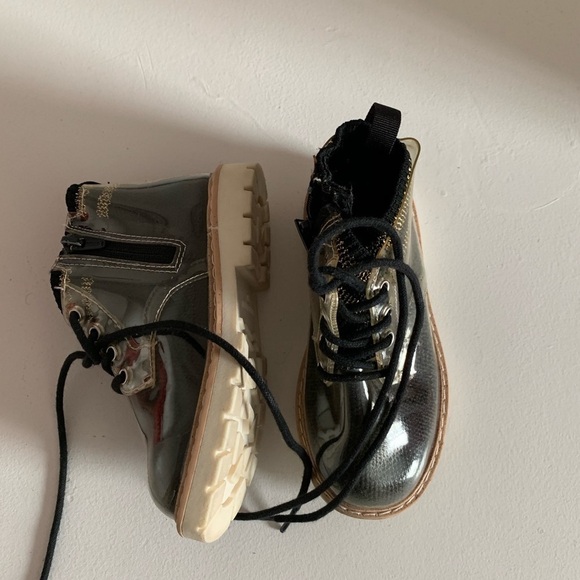 𝅺ZARA|BABY Girl Booties -Size 6.5 - Picture 2 of 6